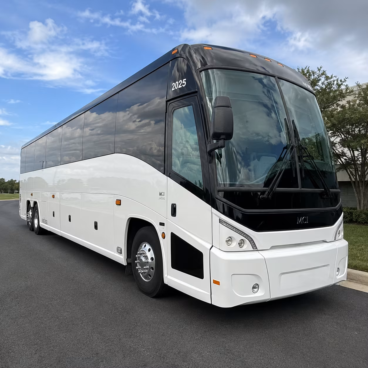 airport shuttle buses for rocklin business travelers