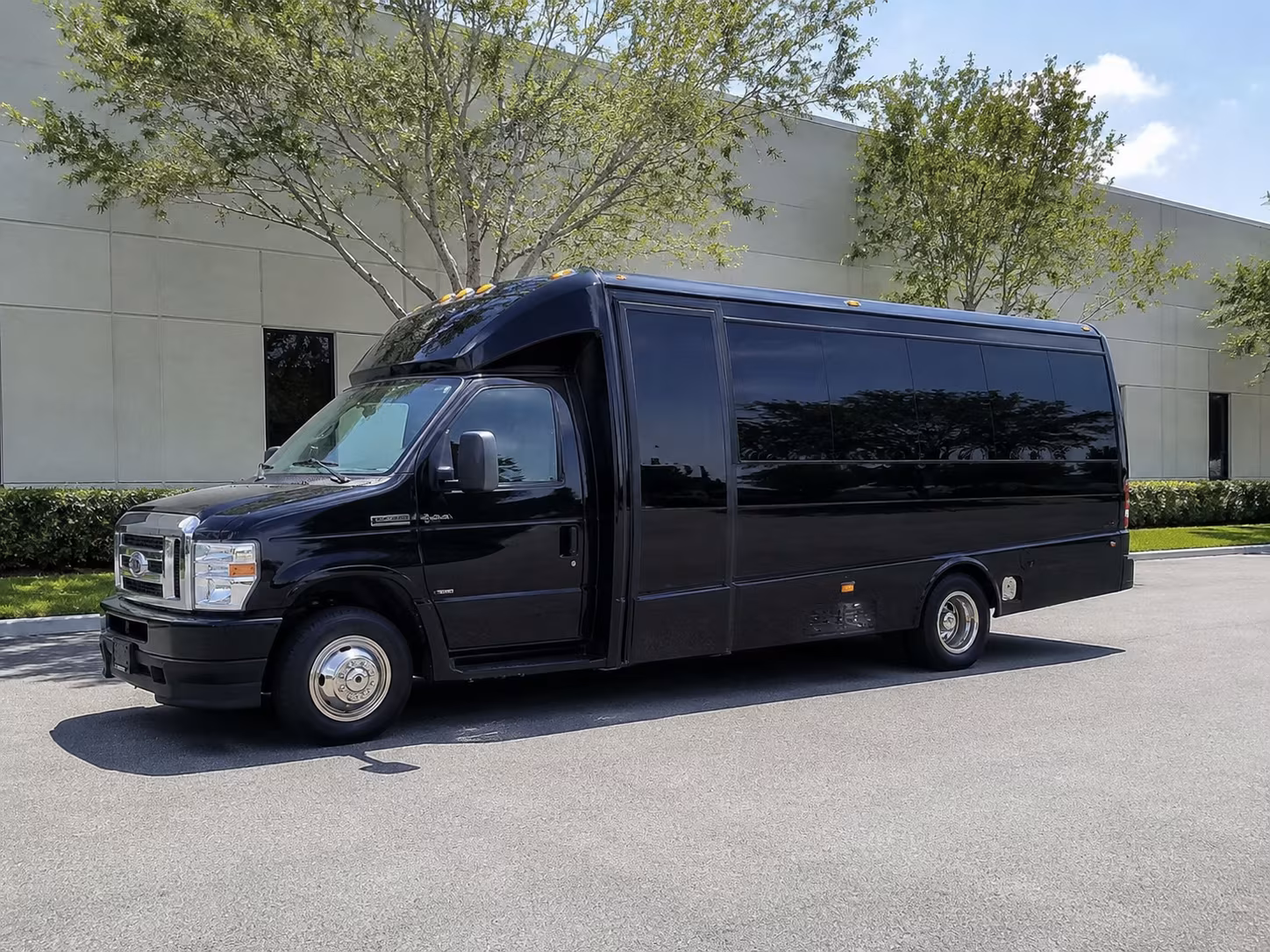buses to golden 1 center concerts and arena shows