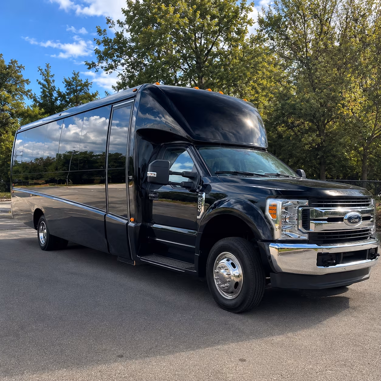 minibus wine tours around placer county wineries and tasting rooms