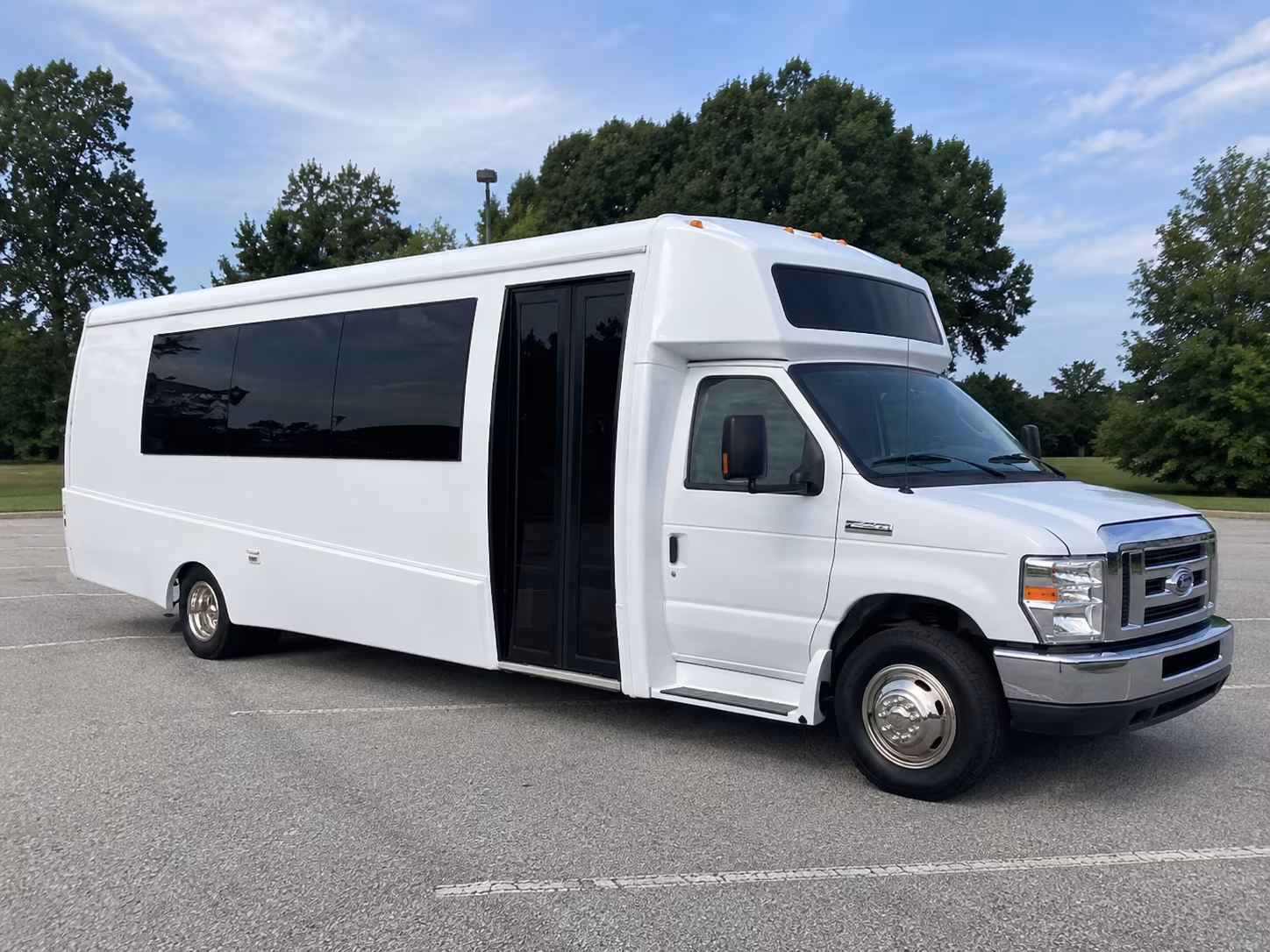 rocklin 18 passenger party bus